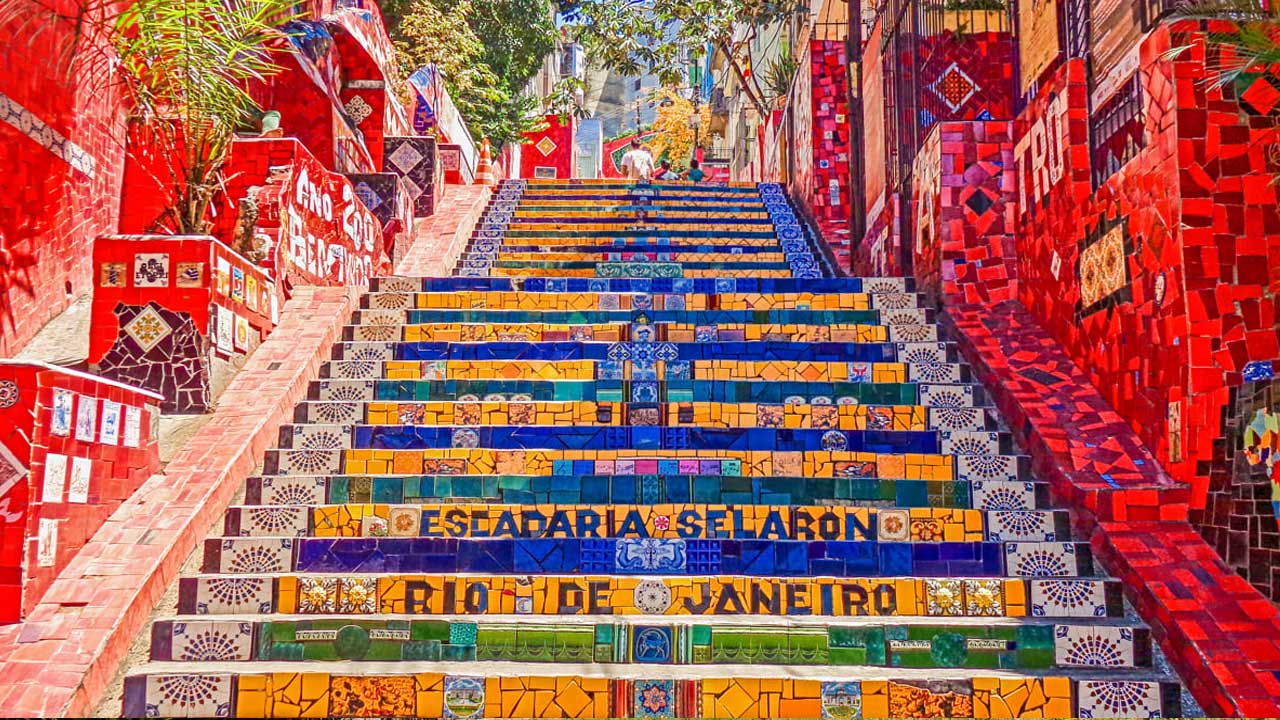 5 Embárcate en una aventura desde Buenos Aires hacia Río y Búzios, disfrutando de sus playas paradisíacas. Vive una experiencia inigualable con todo incluído.