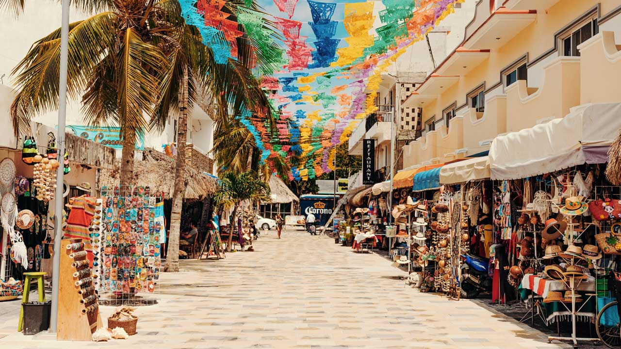 4 Embarca en un tour de 11 días por Playa del Carmen, disfrutando de relax, aventura y alojamiento todo incluido