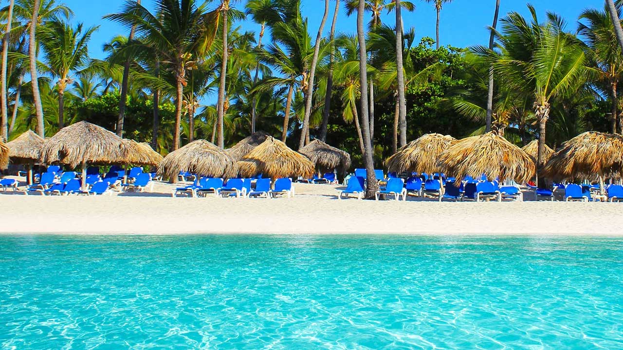 6 Experimenta el tour todo incluido a Punta Cana. Playas paradisíacas y aventuras te esperan del 18 al 25 de julio de 2024.